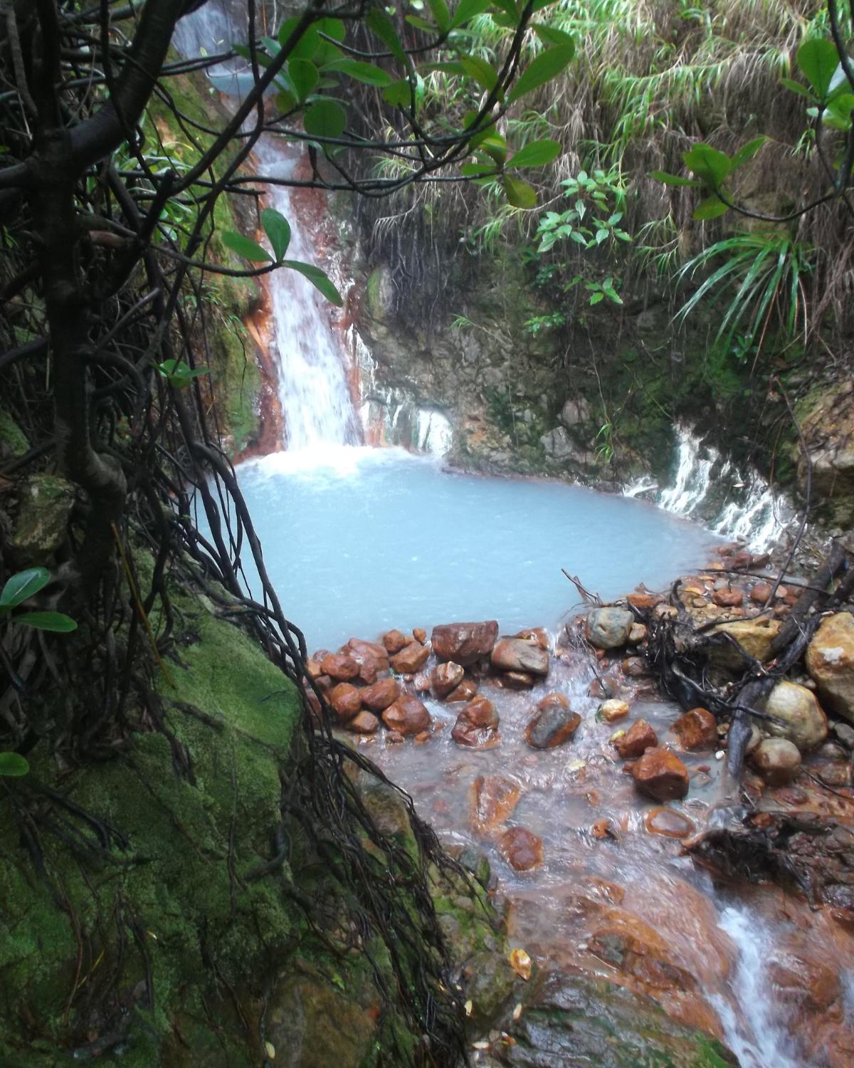 Discover Dominica - Hot Springs